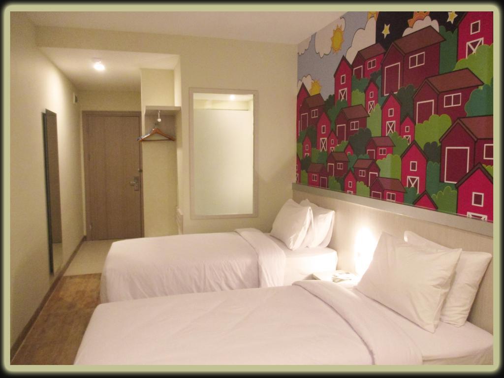 Nite And Day Batam Jodoh Square Hotel Quarto foto